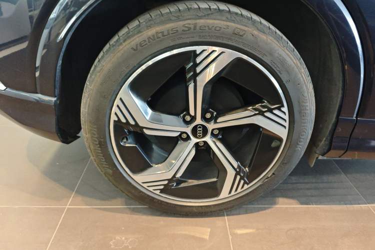 Used Audi Q4 e-tron 2024 40 e-tron Boundary Edition
