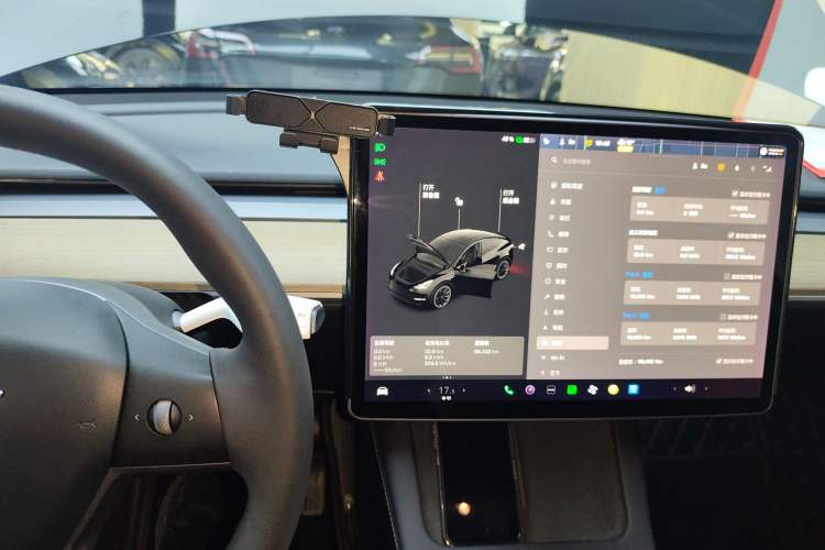 Used Tesla Model Y 2021 Long-Range All-Wheel-Drive Version 3D7
