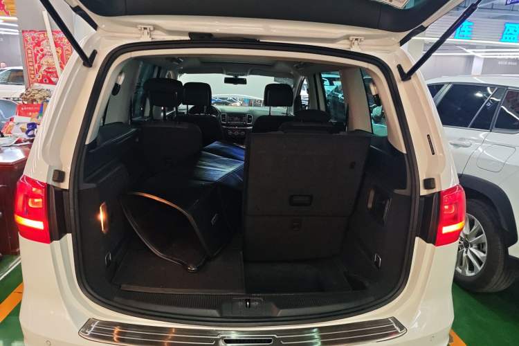 Used Volkswagen Sharan 2013 1.8TSI Standard Model Euro IV
