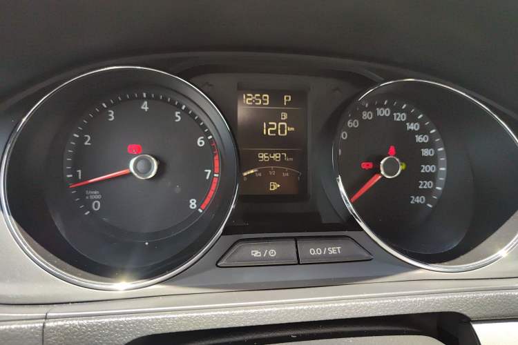 Used Volkswagen Lavida 2017 1.6L Automatic Comfort Edition