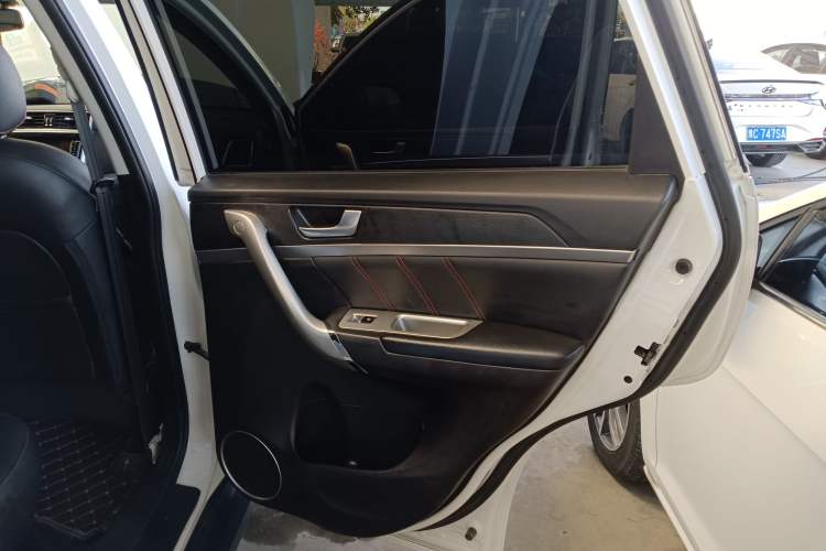 Used Haval M6 2019 1.5T Manual Two-Wheel Drive Elite Version China V Standard