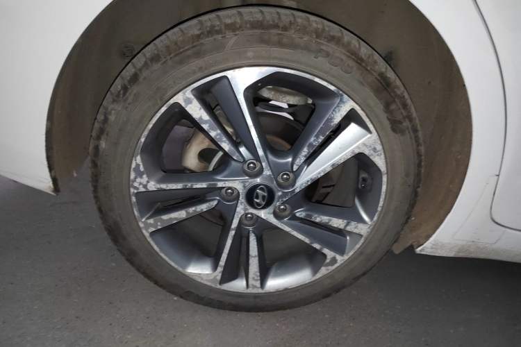 Used Hyundai Elantra (6th Generation / Lingdong) 2016 1.6L Automatic ZhiXuan – Elite Version