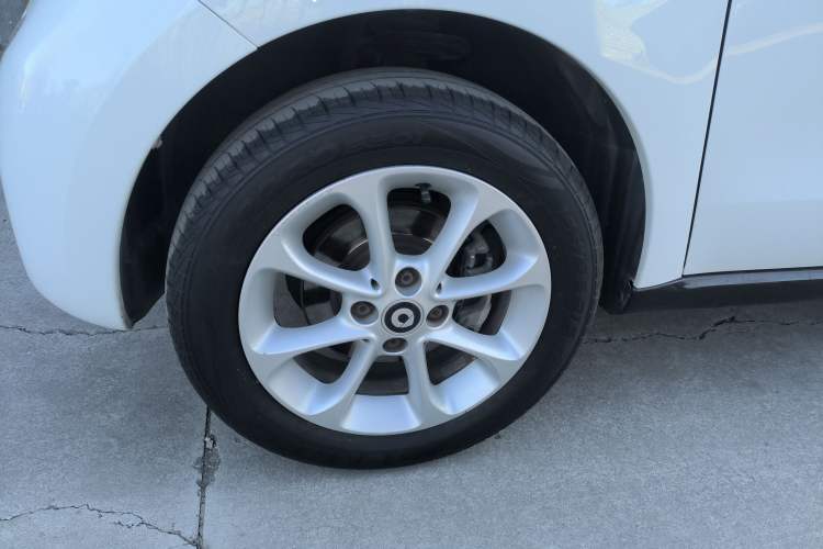 Used smart forfour 2018 1.0L 52 kW Dynamic Edition