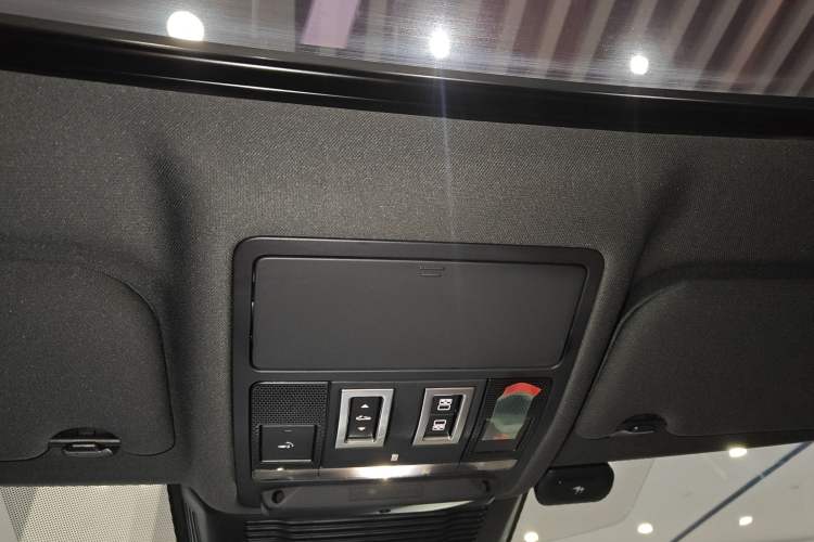 Used Jaguar XEL 2024 2.0T 250 PS R-DYNAMIC S Advanced Sport Edition