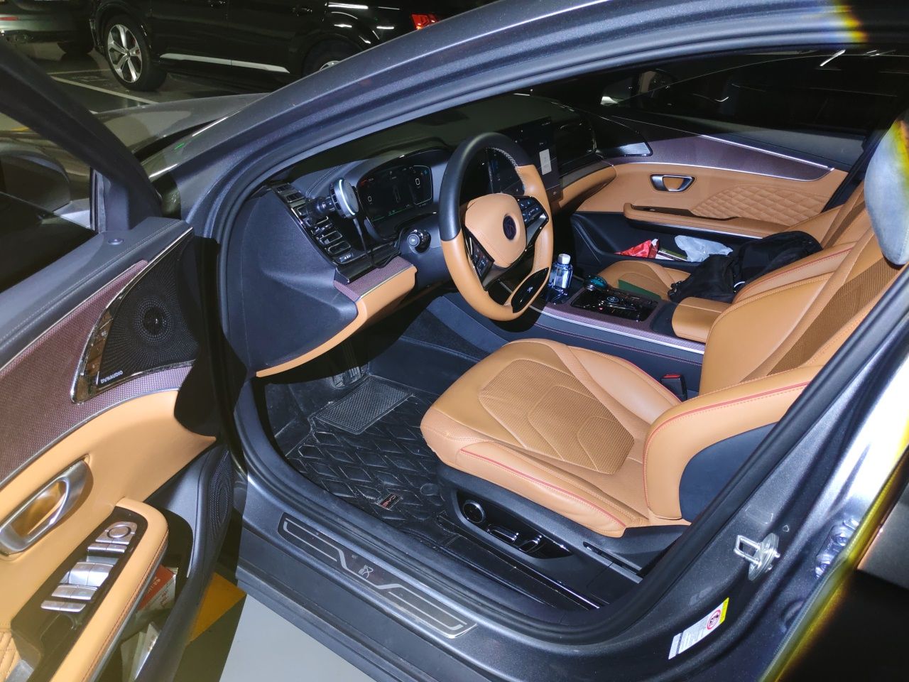 BYD Han 2022 EV Genesis Edition 715 km Front-Wheel-Drive Flagship Model — снимка 16