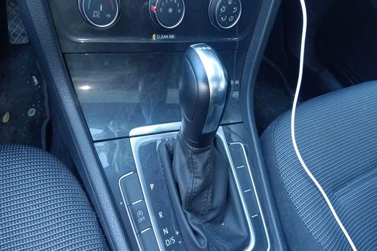 Used Volkswagen Golf 2019 280TSI DSG Comfort Version China VI Standard
