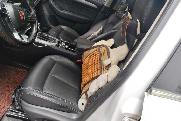 Used Roewe RX5 2016 20T Two-Wheel Drive Automatic Internet Smart Edition