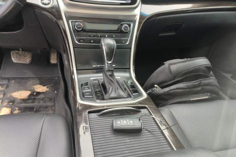 Used CHANGAN Raeton 2016 1.8T Automatic Smart Enjoyment Zunchi Model