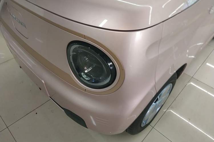 Used Geely Galaxy Panda 2024 Panda Mini 200km Longteng PRO Edition Left Front Headlight