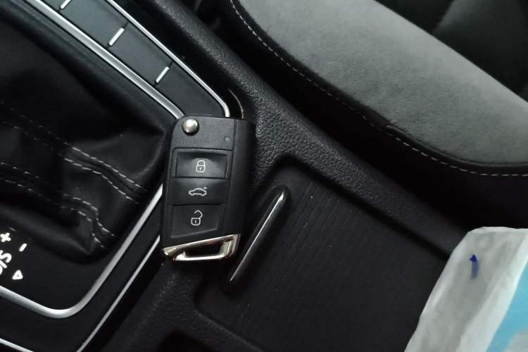 Used Volkswagen Golf 2020 Charming Edition 280TSI DSG R-Line Vehicle Key