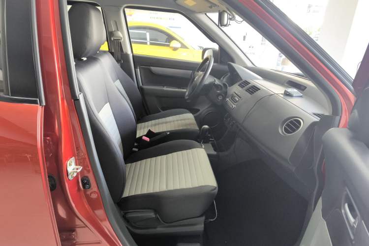 Used Suzuki Swift 2014 1.5L Automatic Fashion Edition
