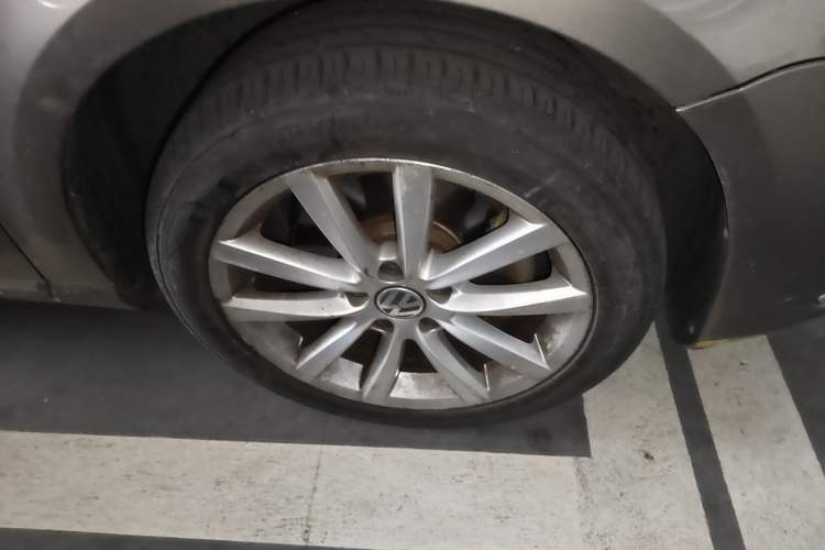 Used Volkswagen Magotan 2015 Travel Edition 2.0 TSI Comfort Version