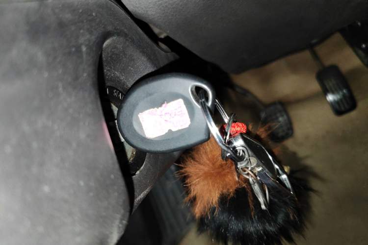 Used Wuling Rongguang 2011 1.2L Base Version