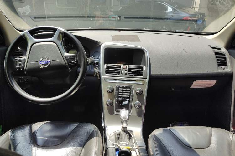 Used Volvo XC60 2013 T5 Comfort Edition