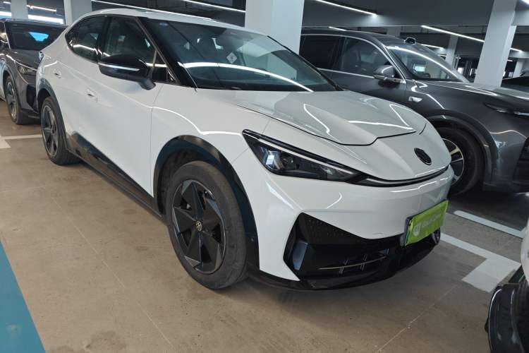 Used Volkswagen ID.UNYX 2024 Pro Long-Range Version
