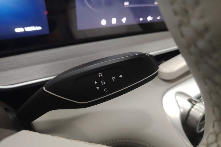 Used EXEED Stellar C-DM 2024 1.5T Long-Range Pro