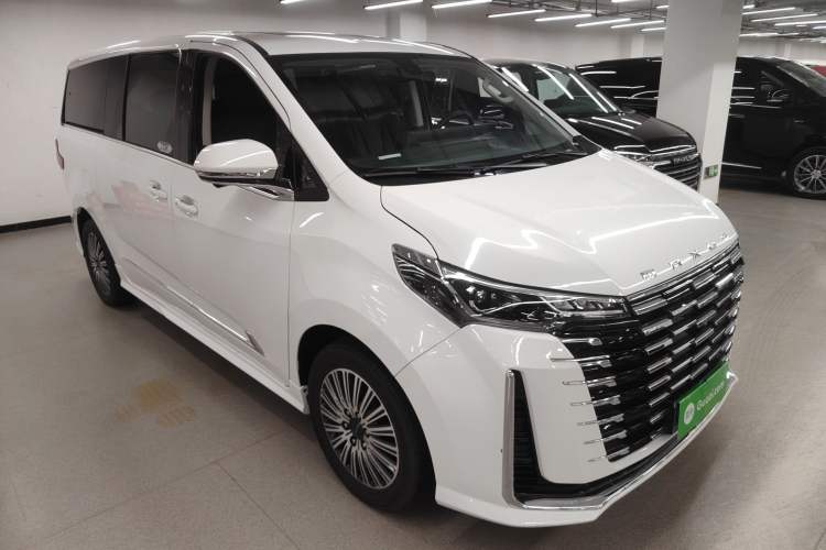 Used SAIC MAXUS G10 2025 MAX 2.0T Automatic Flagship Edition Gasoline 7-Seater Front Right 45 Deg