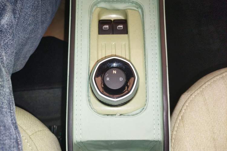 Used Geely Galaxy Panda 2023 Panda Mini 200km Endurance Bear