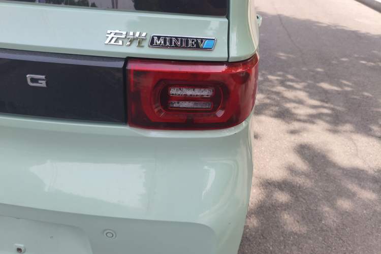 Used Wuling Hongguang MINIEV 2021 Macaron Premium Model – Lithium Iron Phosphate