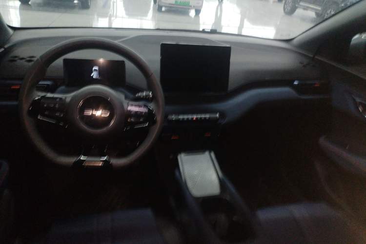 Used BYD Seagull 2024 Honor Edition 305km Dynamic Version Center Console