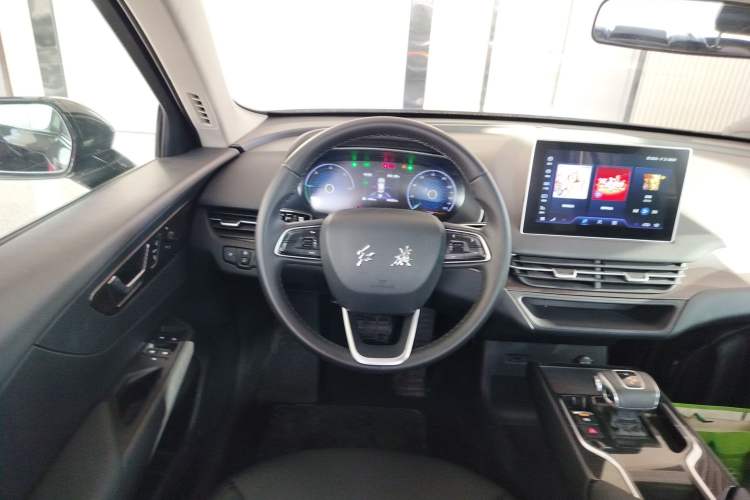 Used Hongqi E-QM5 2023 Revised Version Basic Travel Edition
