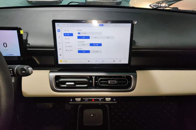 Used Wuling Bingo PLUS 2024 510 km Flagship Edition Four-Seater Version
