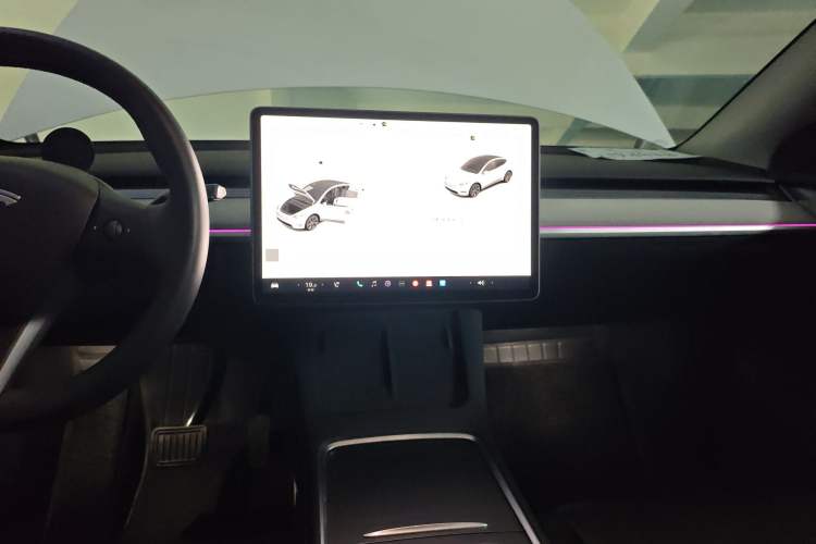 Used Tesla Model Y 2023 Rear-Wheel-Drive Version Audio And AC Panel