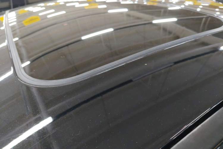 Used Hongqi H5 2020 1.5T DCT Flagship Edition Roof