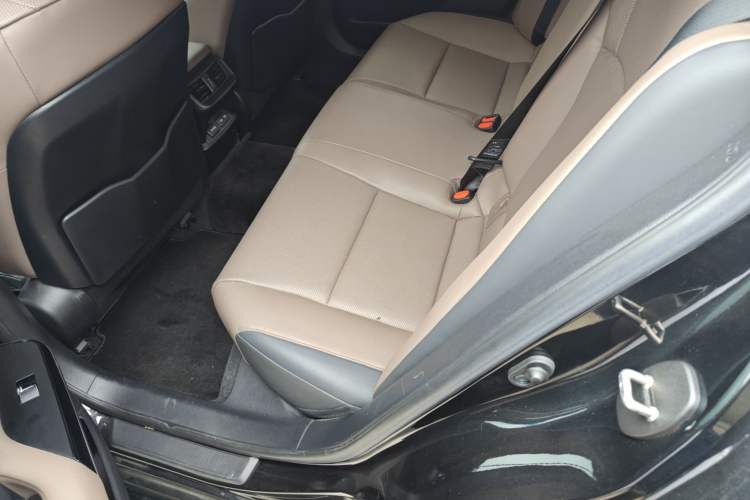 Used Lexus ES 2022 200 Excellence Edition
