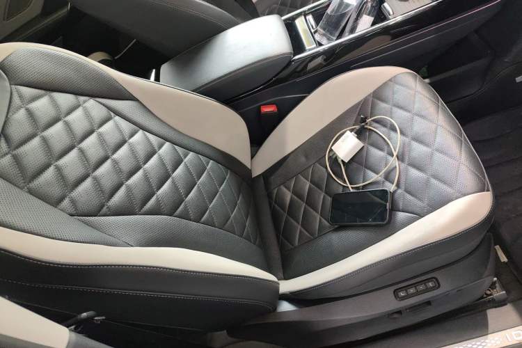 Used Volkswagen ID.6 CROZZ 2022 Long-Range Lite PRO Edition
