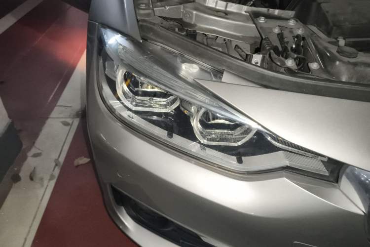 Used BMW 3 Series 2016 320Li Ambition Model Right Front Headlight