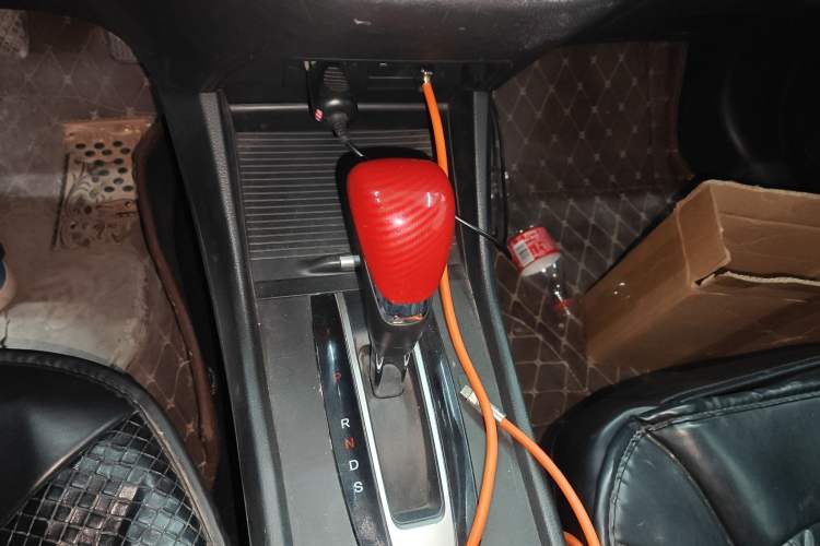 Used Honda Jade 2017 1.8L automatic Comfort version 5 seats Gear Lever