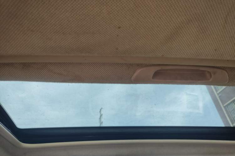 Used Baojun 630 2011 1.5L manual Elite version
