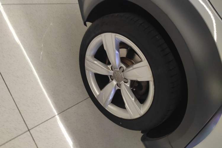 Used Audi A4 2013 40 TFSI allroad quattro Luxury Model