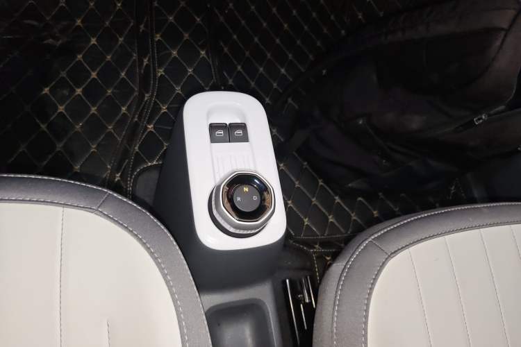 Used Geely Galaxy Panda 2025 210km Panda Kart Gear Lever