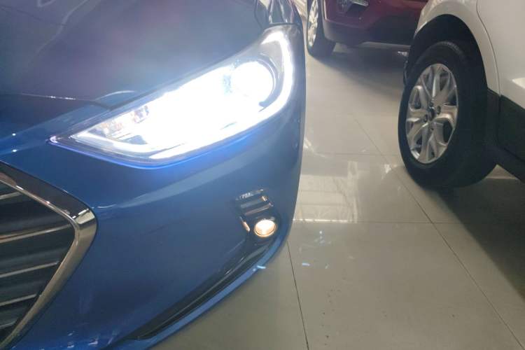 Used Hyundai Elantra (6th Generation / Lingdong) 2016 1.6L Automatic ZhiXuan – Elite Version Left Front Headlight