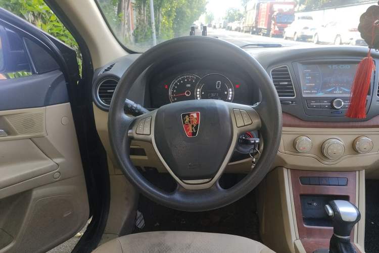 Used Roewe 350 2014 1.5L Automatic Xunyue Version
