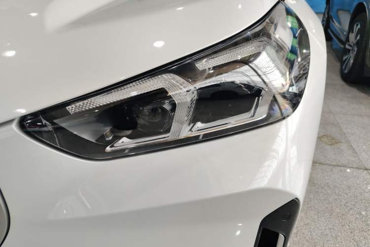 Used BMW X1 2023 sDrive25Li X Design Package Left Front Headlight