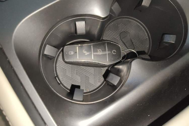 Used BYD Qin L 2024 DM-i 120KM Excellence Model Vehicle Key