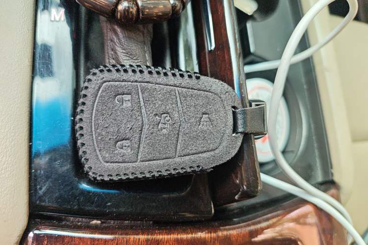 Used Cadillac XTS 2015 28T Comfort Model
