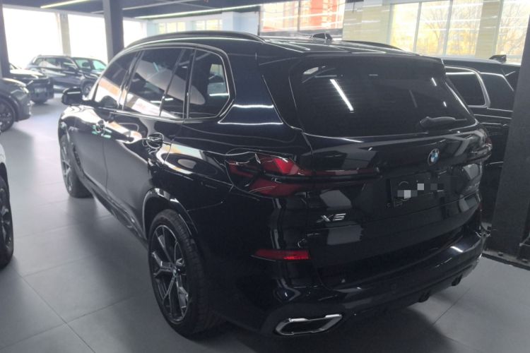 Used BMW X5 2023 xDrive 30Li Luxury M Sport Night Edition Package