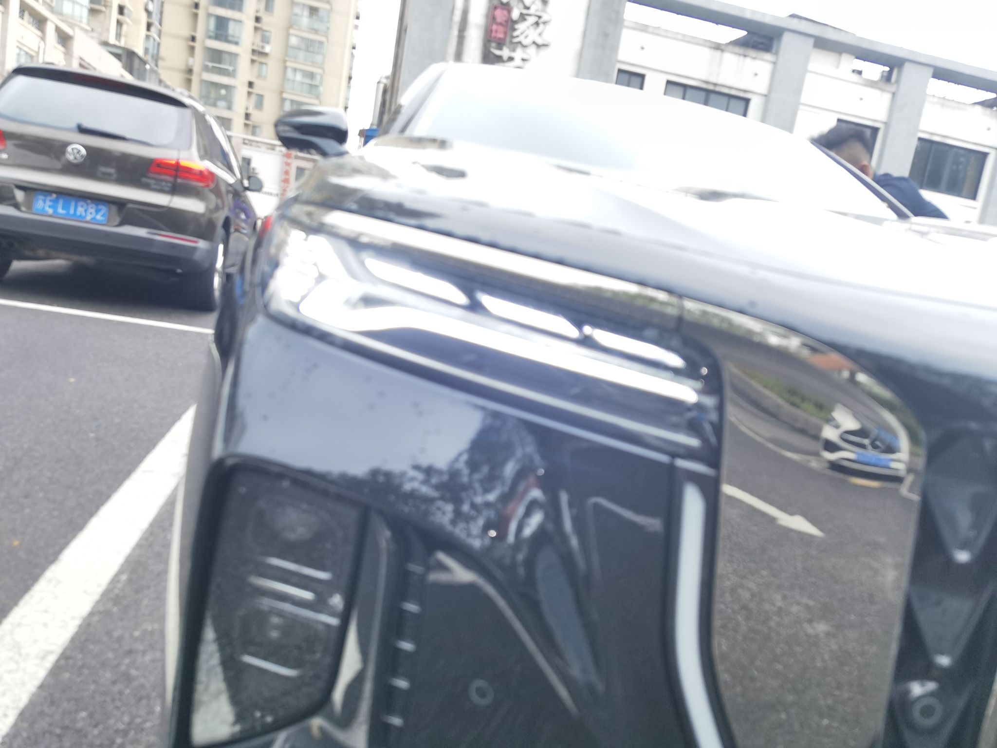 Hongqi H9 2025 Model Facelifted 2.0T Two-Wheel Drive Flag-Style Private Enjoyment Fashion Edition, 5 Seats - Chinese Trim Xiang — снимка 7
