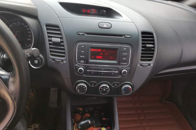 Used Kia K3 2015 1.6L Automatic GLS
