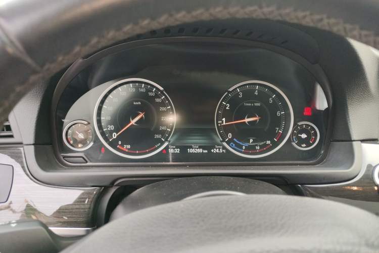 Used BMW 5 Series 2014 525Li Luxury Design Package Instrument Cluster