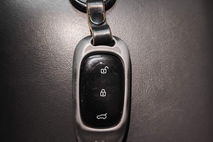 Used BYD Frigate 07 2023 DM-i 100KM Prestige Model Vehicle Key