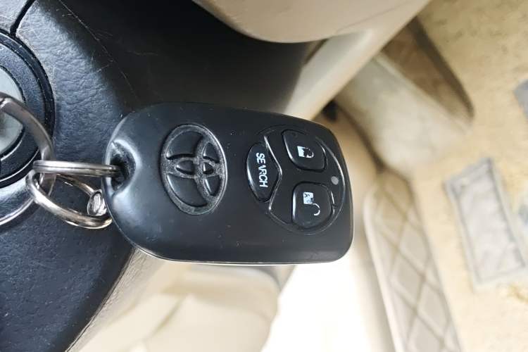 Used Toyota Corolla EX 2013 1.6L Automatic Excellence Edition Vehicle Key