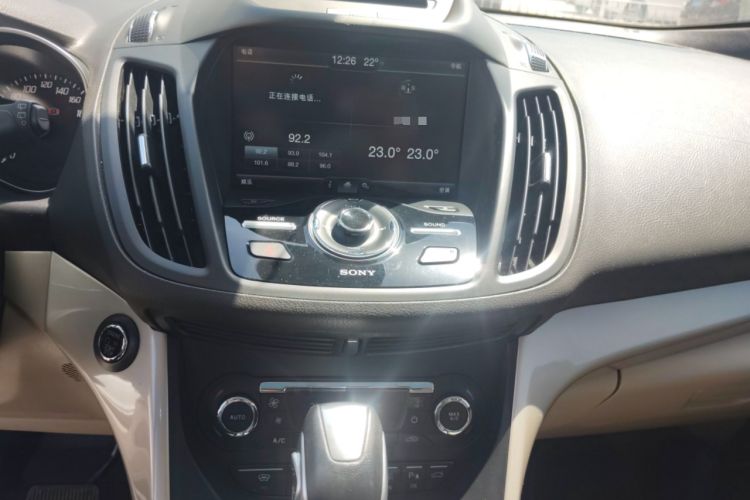Used Ford Kuga 2013 2.0L GTDi Four-Wheel Drive Premium Model Audio And AC Panel
