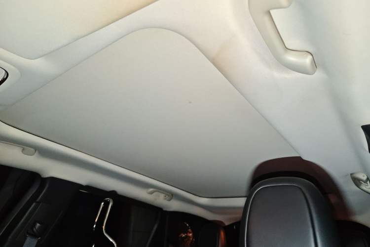 Used Jeep Cherokee 2016 2.4L Professional Smart Version