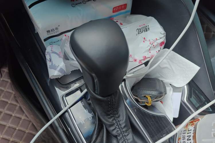 Used Toyota Camry 2023 2.0GVP Premier Edition Gear Lever