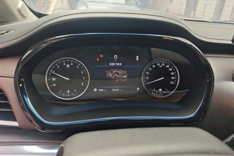 Used Buick GL8 2023 Land Executive Class Comfort Model
